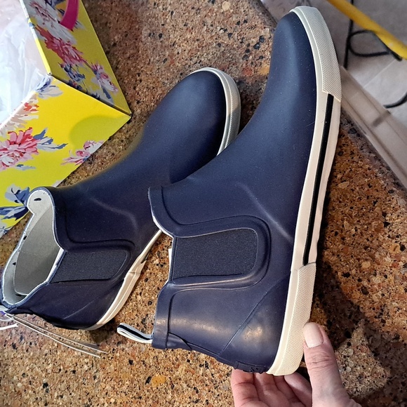 🌍Joules-Rainwell🌍 - Picture 5 of 15